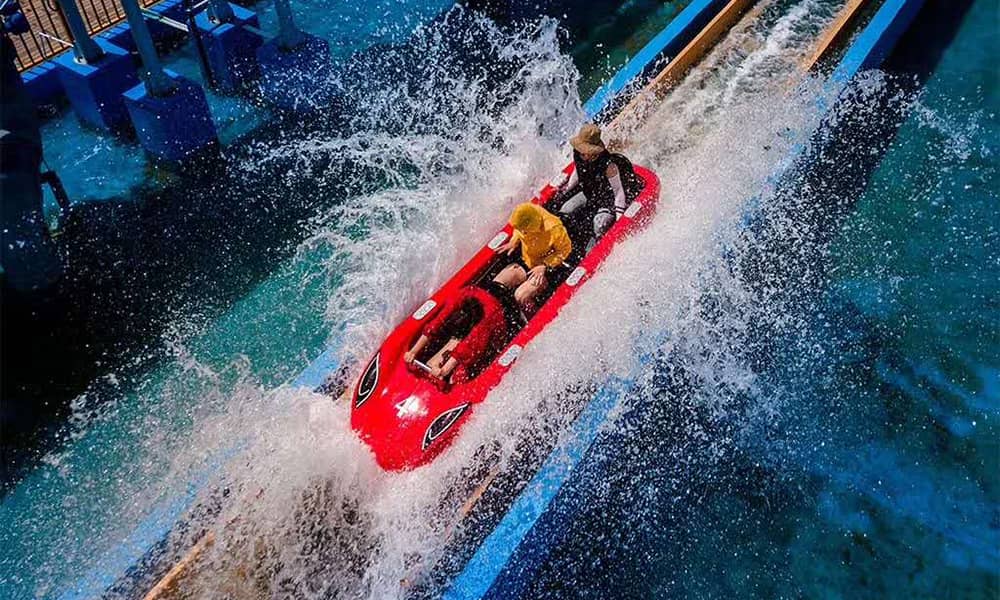 内蒙古响沙湾水上乐园水上飞车 内蒙古响沙湾水上乐园水上飞车